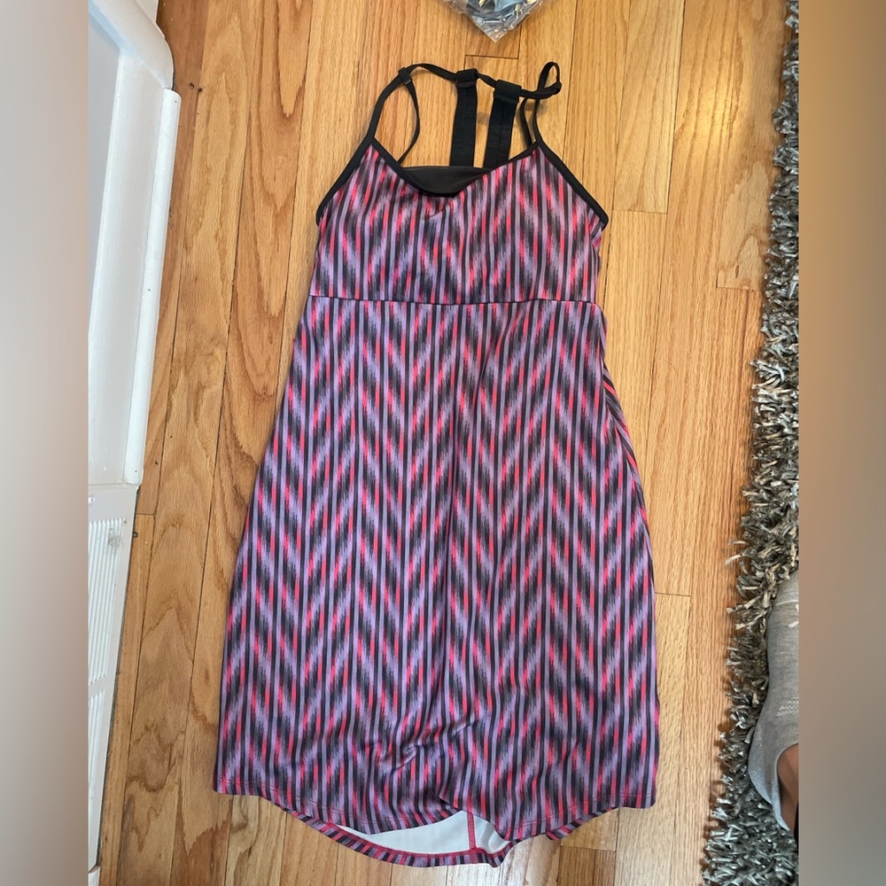 North Face dress. Built in bra and pads.